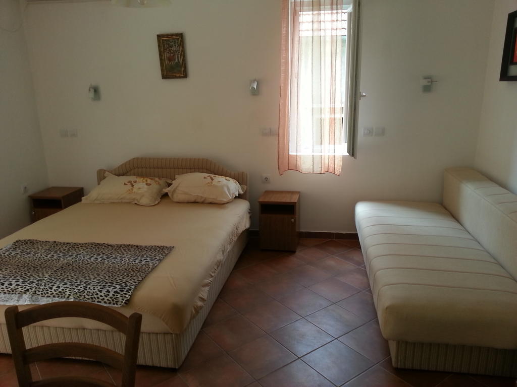 Apartments Montenegro Risan Cuckovic Habitación foto